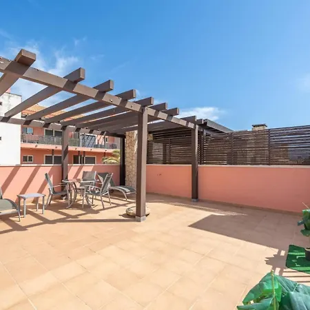 Vakantiehuis Sunlit Terraces And Pool In Vilamoura By Hostwise